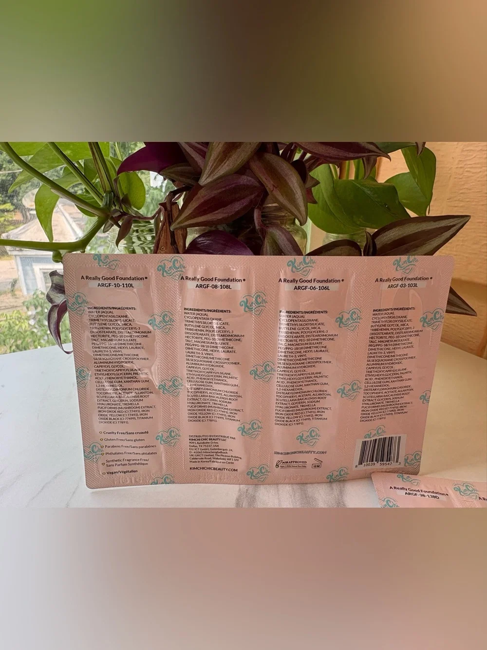 🔮 3/$15 🔮 Kimchi Chic Beauty Foundation Sampler